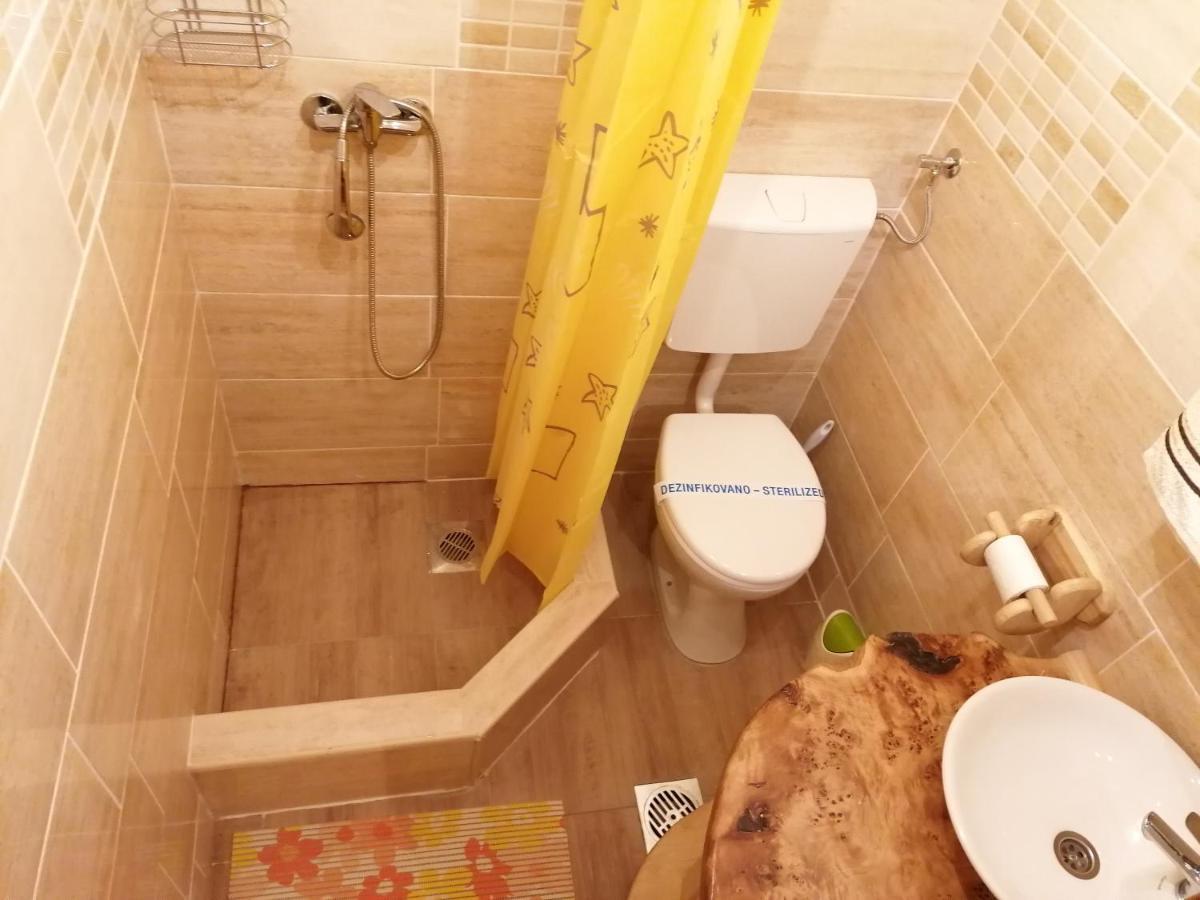 Apartmani Zuti Leptir Vrdnik Eksteriør billede